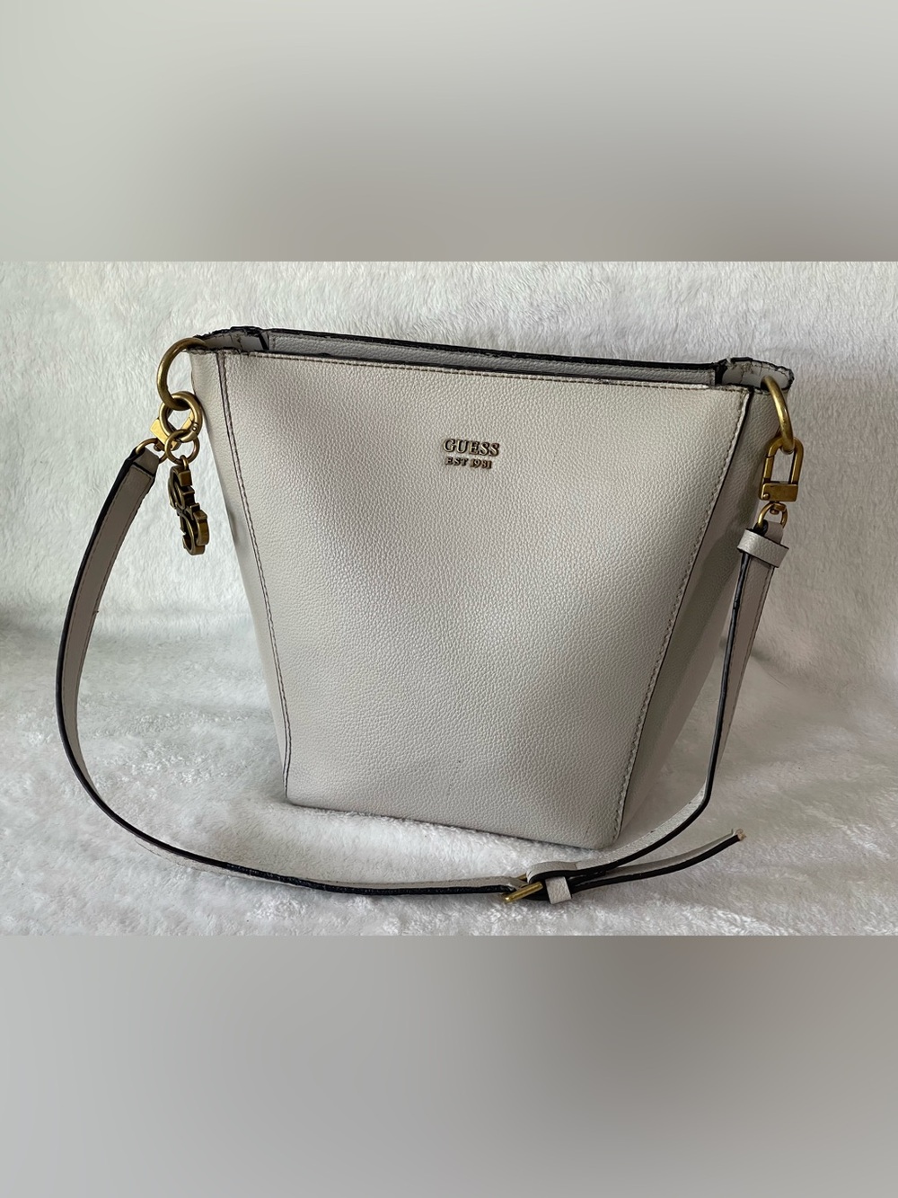 Guess Gray leather bucket, shoulder bag